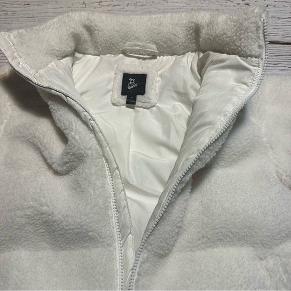 Girls Cropped Puffer Jacket - Picture 7 of 9